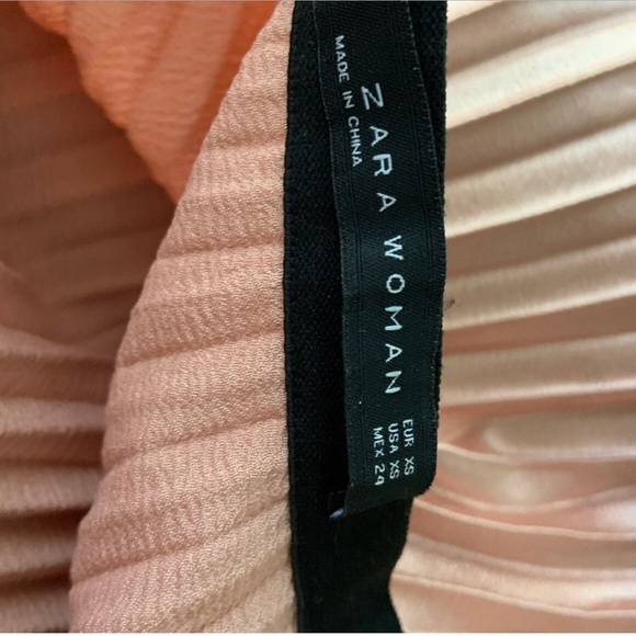 Zara pleated metallic skirt. Size XS - Picture 8 of 11